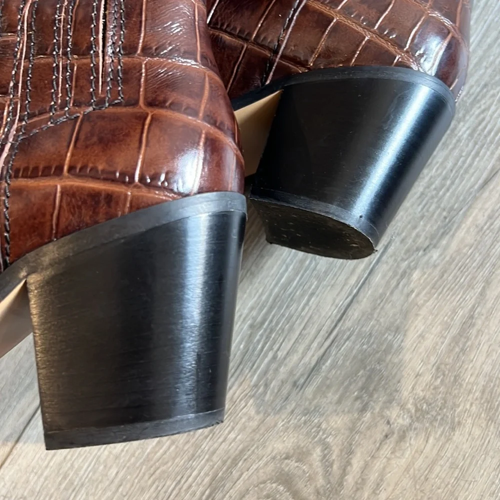 GANNI
Croc-effect leather boots - Picture 5 of 6